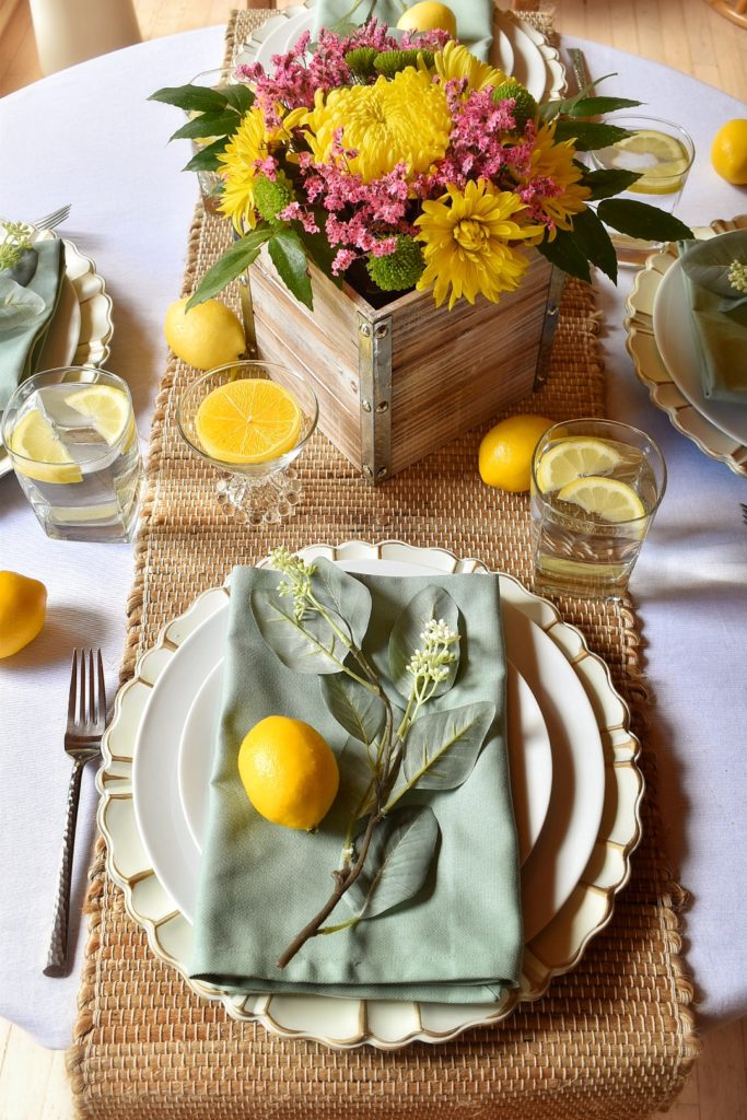 Using Lemons in Table Decor ⋆ SomeTyme Place ⋆