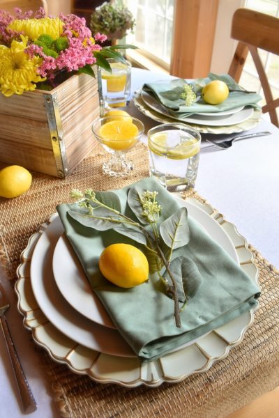 Using Lemons in Table Decor ⋆ SomeTyme Place ⋆