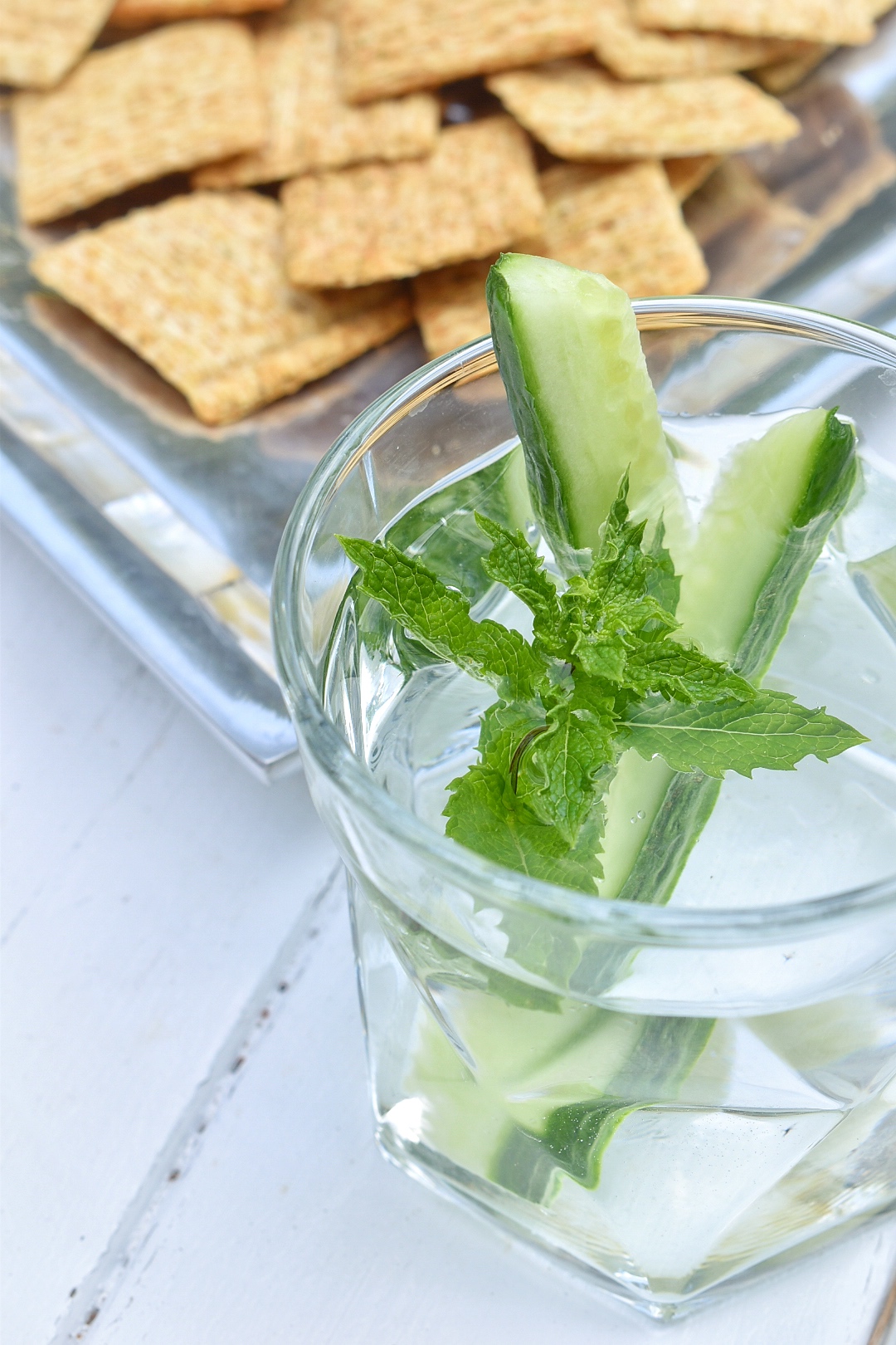 How to Make Water the Main Attraction at Your Next Party. - Family Savvy