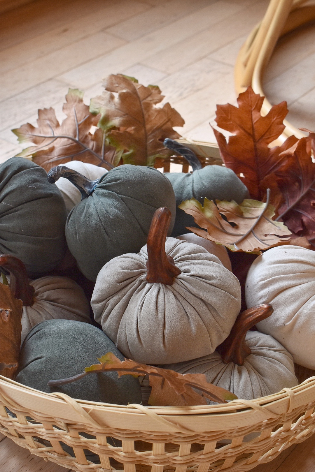 Wheat Fall Decor and Decor Tips at SomeTyme Place ⋆ SomeTyme Place